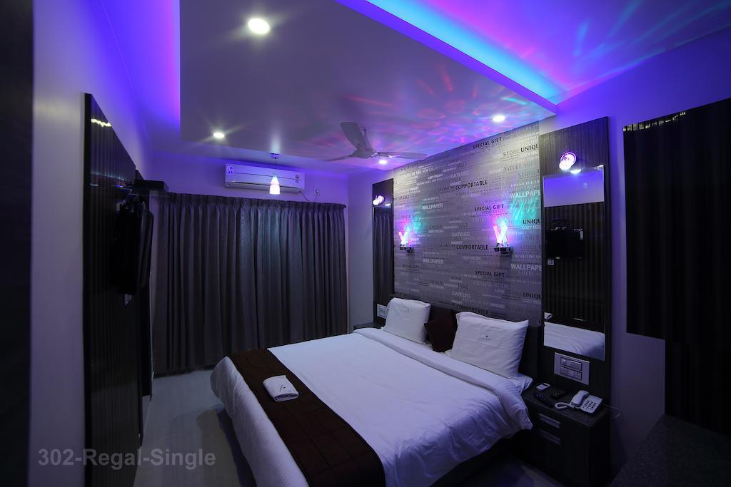 Vijaya Residency - Porur Villa Ченай Стая снимка